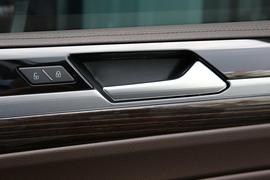 2018款大众辉昂 380TSI 两驱豪华版