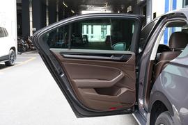2018款大众辉昂 380TSI 两驱豪华版