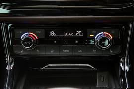 2018款大众辉昂 380TSI 两驱豪华版