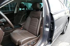 2018款大众辉昂 380TSI 两驱豪华版