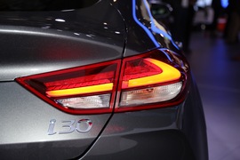   现代i30 fastback法兰克福车展实拍