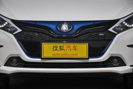 2017款比亚迪秦 EV300 尊享型