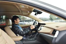   2018款 凯迪拉克XT5 28E 四驱铂金版