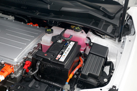 2018款比亚迪秦EV450 智联尊尚型