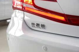 2018款比亚迪秦EV450 智联尊尚型