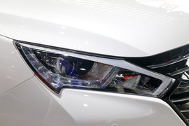 2018款比亚迪秦EV450 智联尊尚型