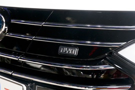 2018款比亚迪秦EV450 智联尊尚型