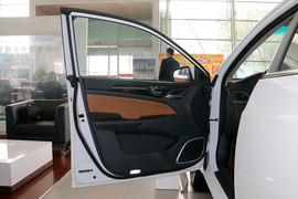 2018款 比亚迪 秦EV450 智联尊尚型