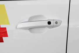 2018款 比亚迪 秦EV450 智联尊尚型