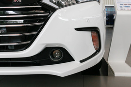 2018款 比亚迪 秦EV450 智联尊尚型