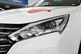 2018款 比亚迪 秦EV450 智联尊尚型
