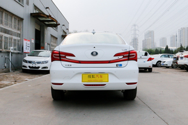 2018款 比亚迪 秦EV450 智联尊尚型