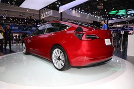   特斯拉Model 3北京车展实拍