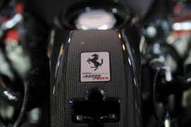   2019款法拉利488 PISTA
