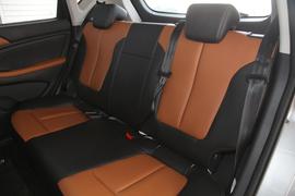   2017款 陆风X2 1.6L 自动锋锐版