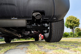   2018款Jeep自由侠 互联大屏版 180T 自动高能版