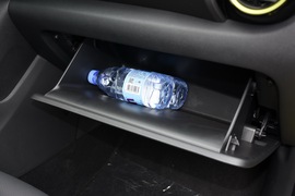   2018款北京现代ENCINO 昂希诺 1.6T 双离合致跑版