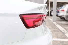 2018款 奥迪A3 Limousine 35TFSI 30周年纪念版 运动版