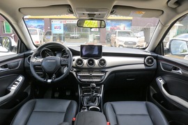  2018款 君马 MEET3 1.5T 手动舒适型