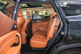 2018款 北汽幻速S7 1.5T 自动尊贵型