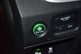   2013款本田杰德1.8L CVT豪华版5座