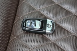 2018款大众辉昂 380TSI 两驱商务版 改款