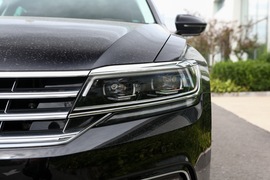 2018款大众辉昂 380TSI 两驱商务版 改款