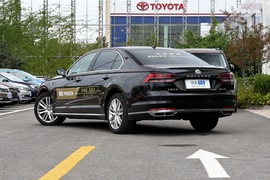 2018款大众辉昂 380TSI 两驱商务版 改款