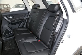   2018款奔腾X40 网红版 1.6L 自动豪华型