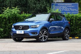   2019款沃尔沃XC40 T4四驱 子夜亚马逊蓝