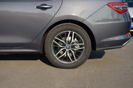 2019款比亚迪秦Pro EV500 智联领耀型