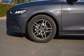 2019款比亚迪秦Pro EV500 智联领耀型