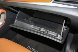   2018款宝沃BX7 28T 四驱旗舰型 5座