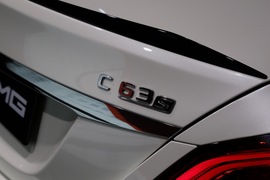   奔驰AMG C63