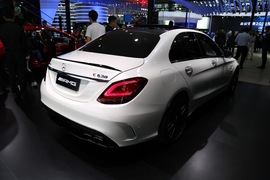   奔驰AMG C63