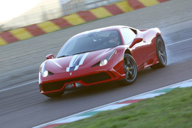   2014款法拉利458 Speciale