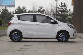   2019款长安奔奔EV360 标准型