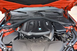   2019款宝马225i 敞篷轿跑车 运动设计套装