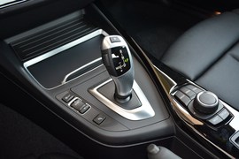  2019款宝马225i 敞篷轿跑车 运动设计套装