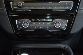   2019款宝马X2 sDrive25i 领先型M越野套装 国VI