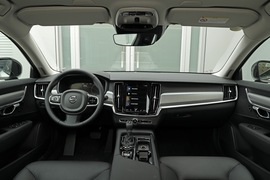 2020款沃尔沃S90 T5 智逸运动版