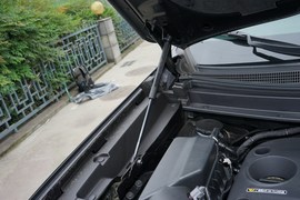   2018款Jeep指挥官 2.0T 四驱智享版 国VI