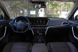   2020款东风启辰T90 2.0L CVT智联创行版