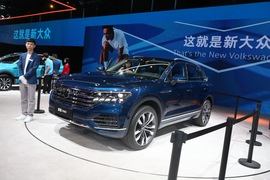   大众途锐PHEV 广州车展实拍
