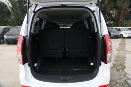   2019款东风风行F600L 2.0L 豪华型 7座