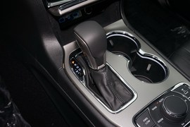   2020款Jeep大切诺基 3.0L 精英导航版