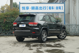   2020款Jeep大切诺基 3.0L 精英导航版