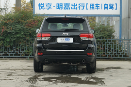   2020款Jeep大切诺基 3.0L 精英导航版