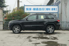   2020款Jeep大切诺基 3.0L 精英导航版