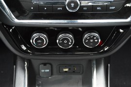   2019款东南DX3新能源 EV400 豪华版